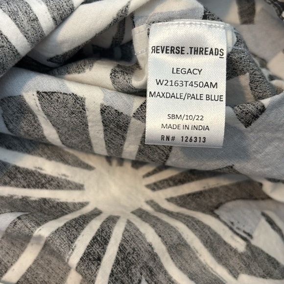 Reverse Threads men’s white short sleeve button down shirt size large - Picture 8 of 8